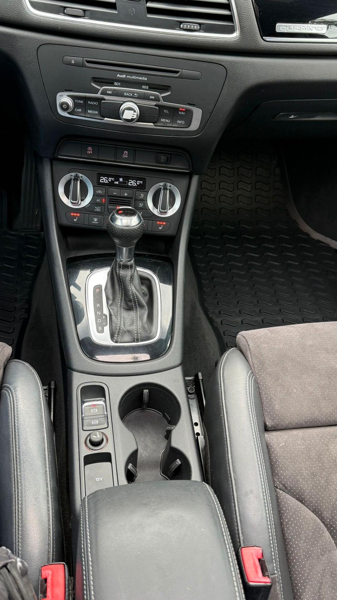 AUDI Q3 2.0TDI S-TRONIC S-LINE QUATTRO TETTO 177CV 2012