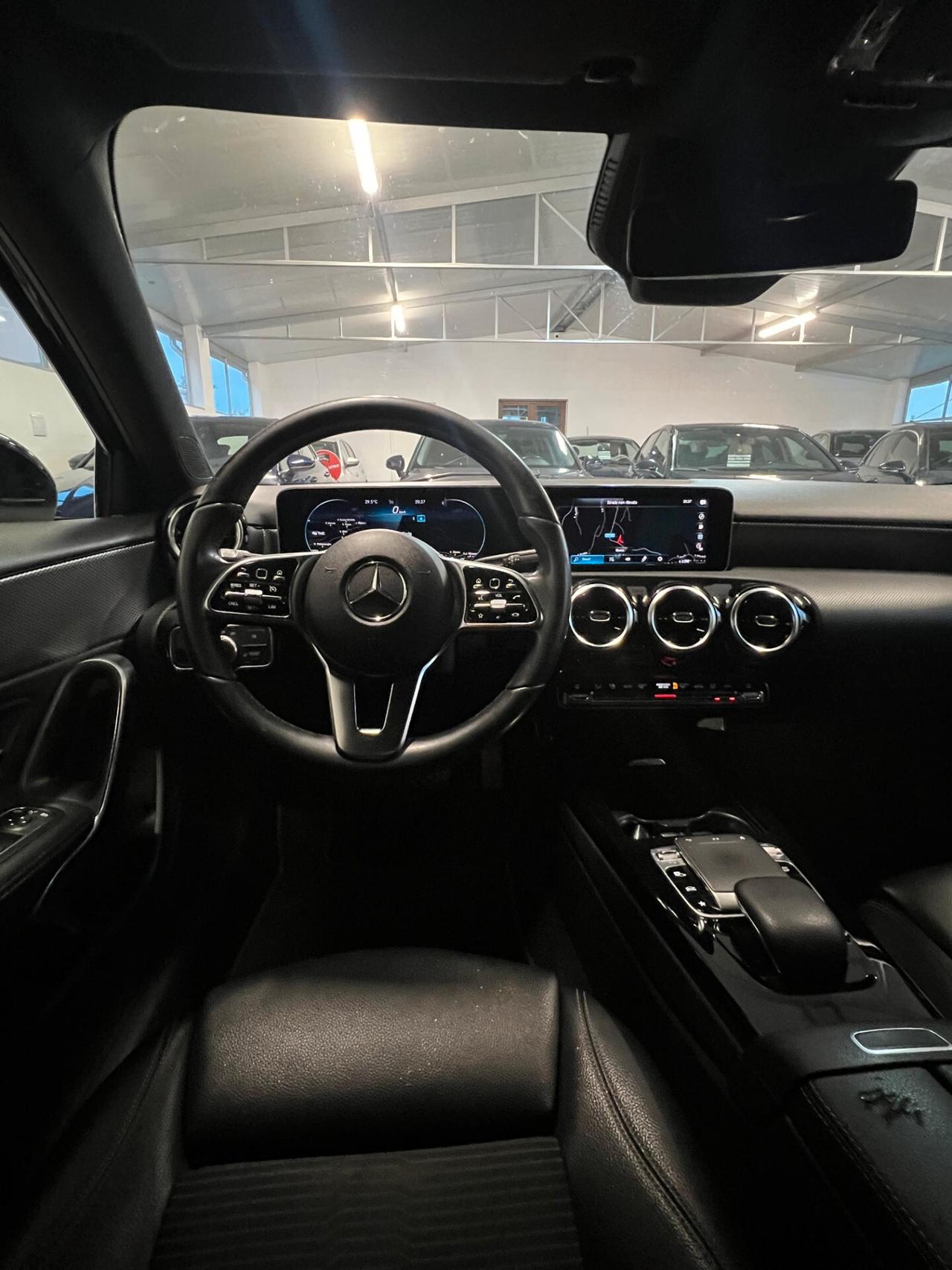 Mercedes-benz A 180 d Automatic Business Extra