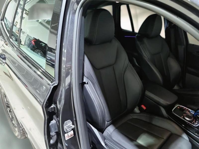 BMW 109 CV INSPIRING SUV