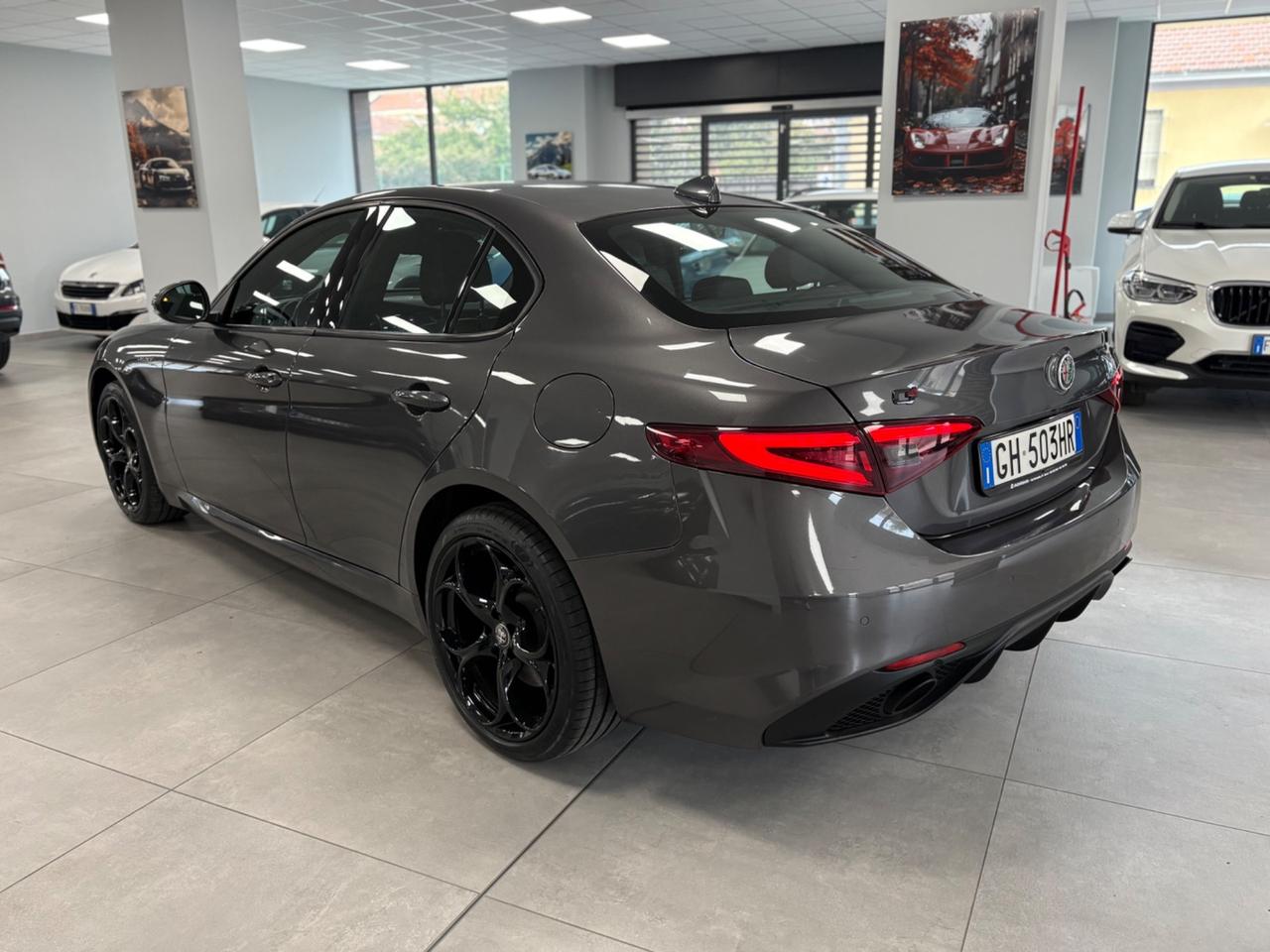 Alfa Romeo Giulia 2.0 280CV AWD Q4 VELOCE