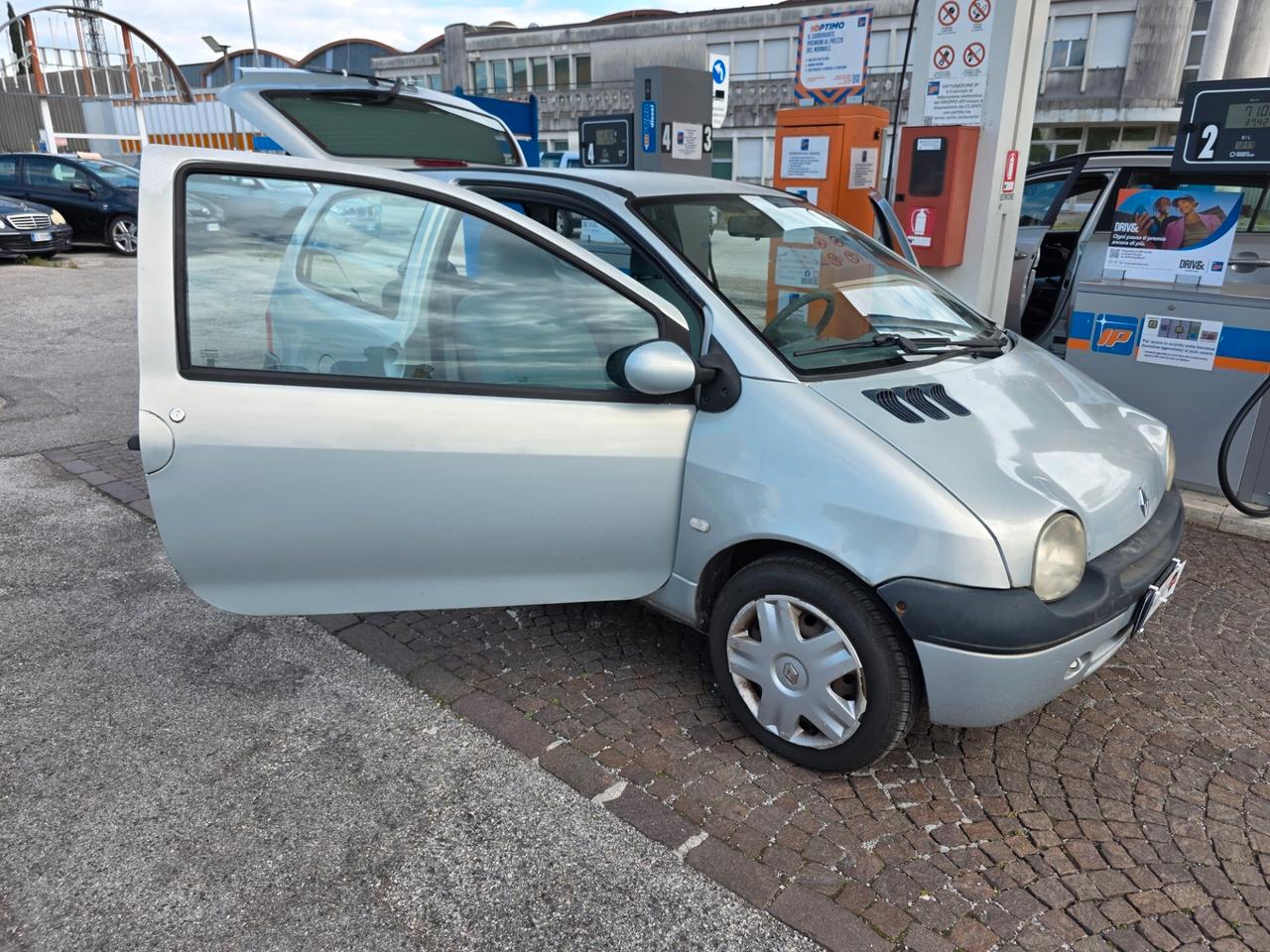 Renault Twingo 1.2i catbcon 254.000km Clima Abs Servosterzo