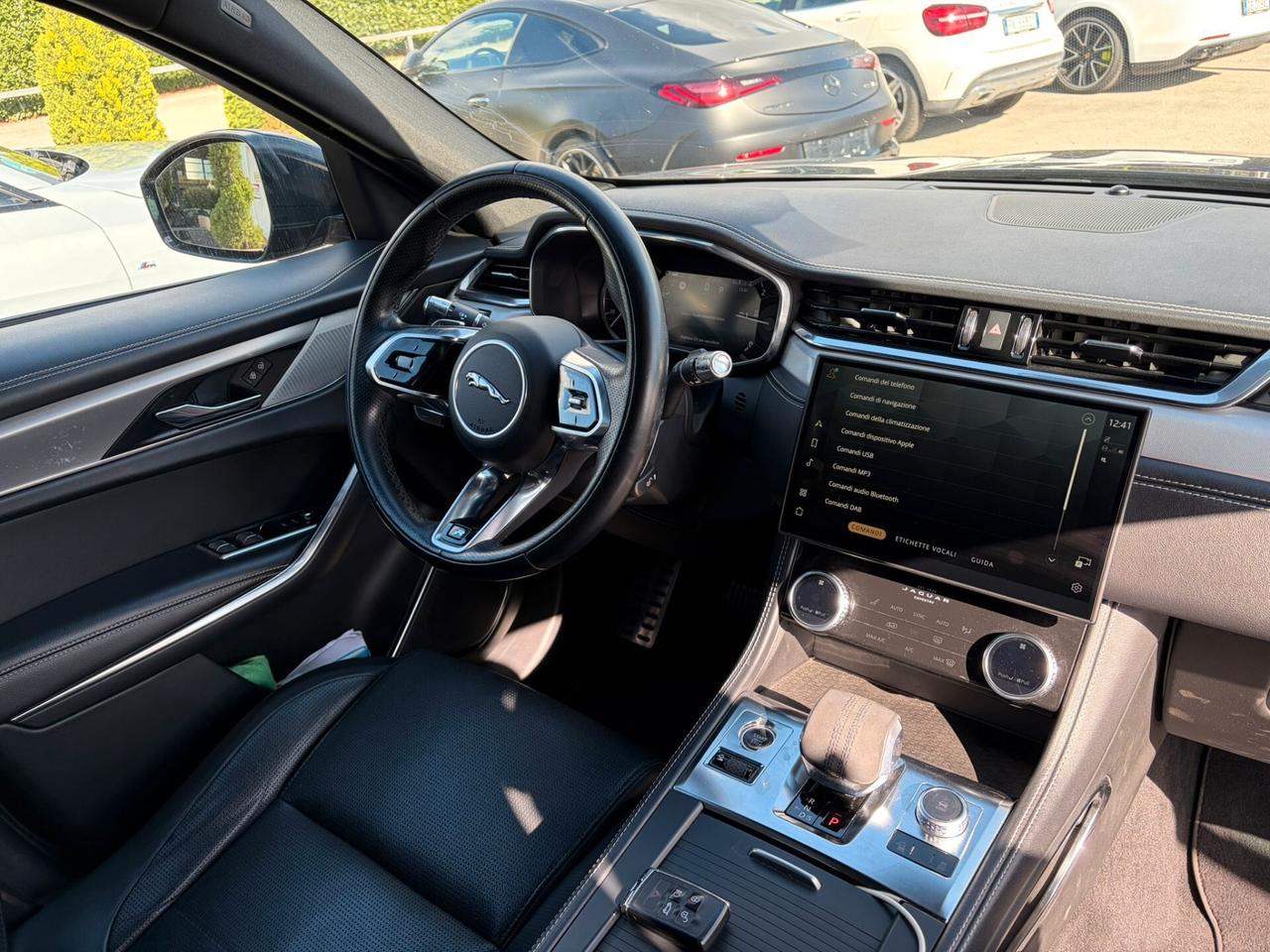 Jaguar F-Pace 2.0 D 204 CV AWD aut. R-Dynamic SE