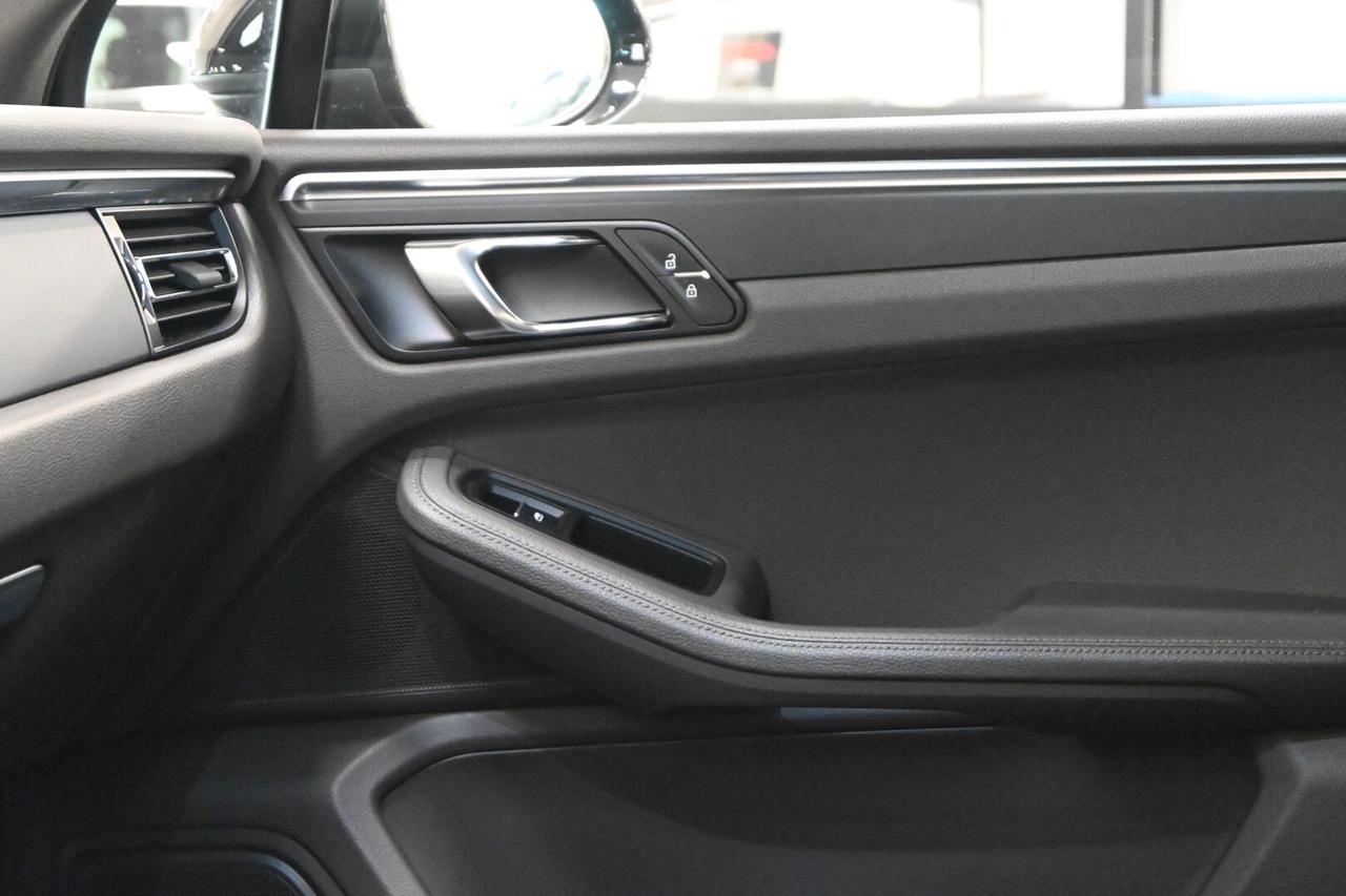 PORSCHE Macan 1ªs. '13-'25 Macan 2.0