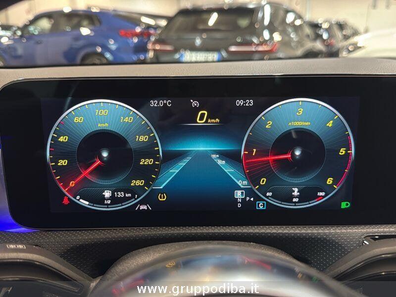 Mercedes-Benz Classe A - W177 2018 Diesel A 180 d Premium Night edition auto