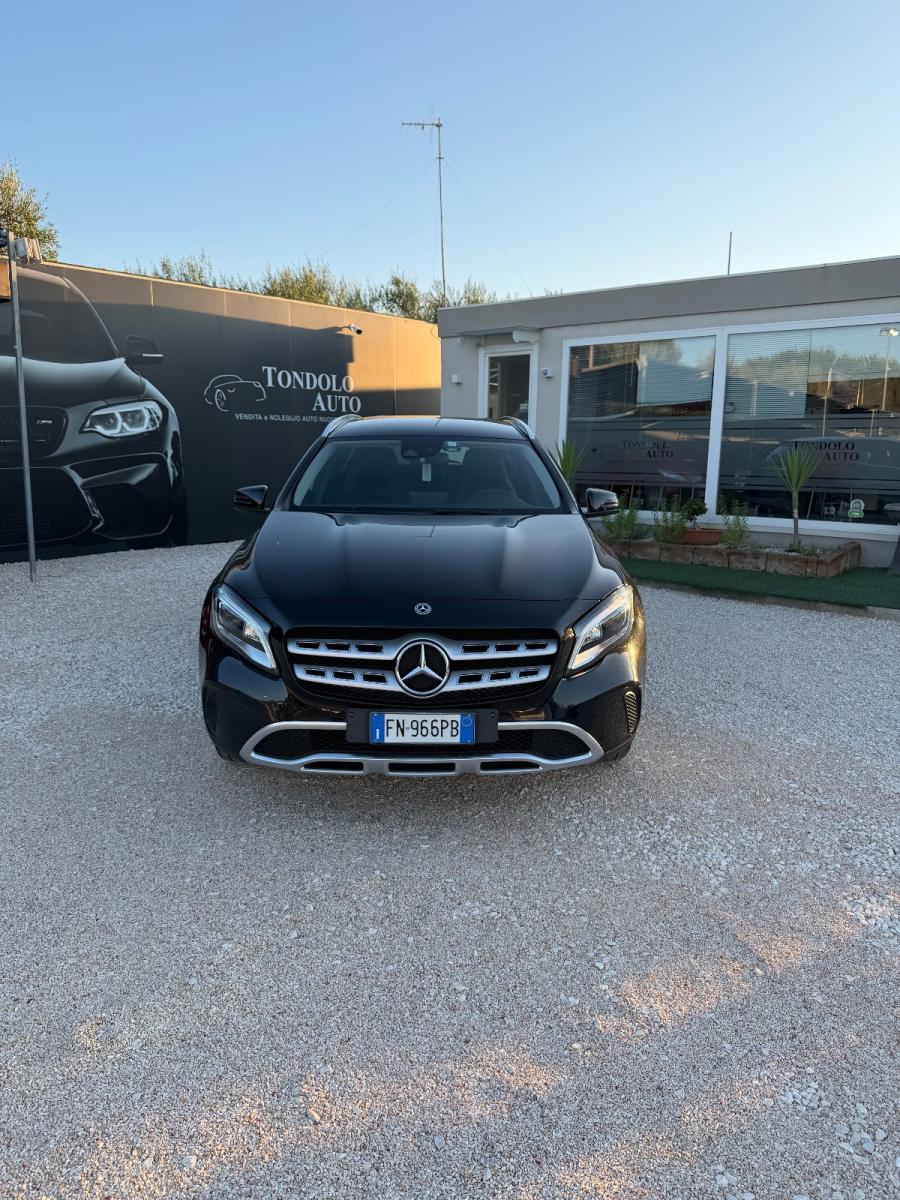 MERCEDES - Classe GLA - GLA 200 d Automatic Sport