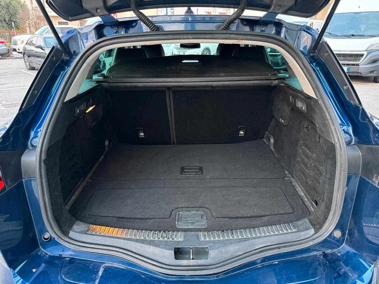 Renault Megane Sporter Blue dCi 115 CV EDC Intens