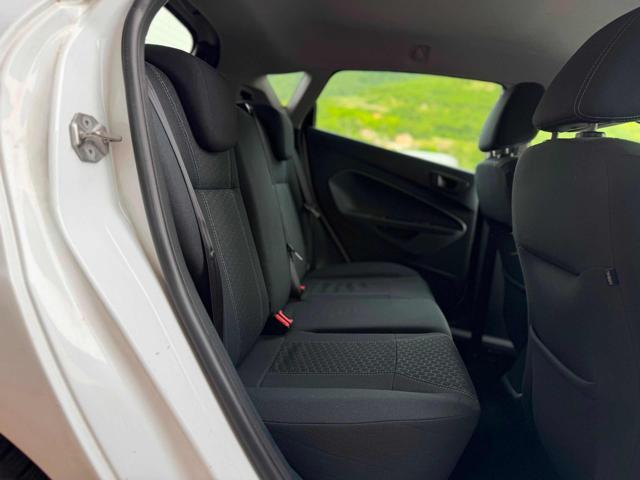 FORD Fiesta 1.4 TDCi 68CV 5 porte Titanium