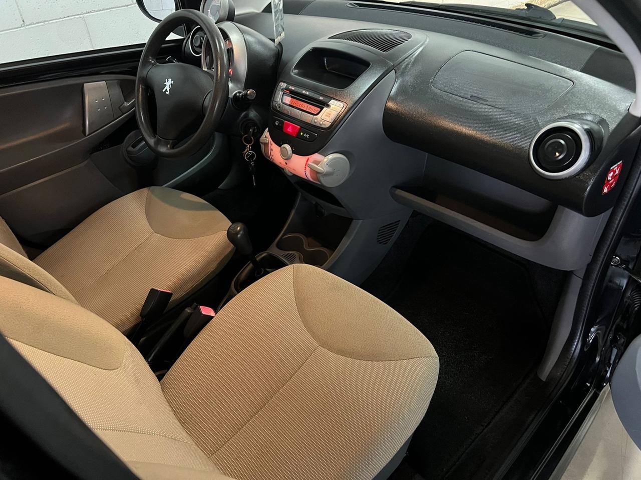 Peugeot 107 1.0 68CV 5p. Sweet Years