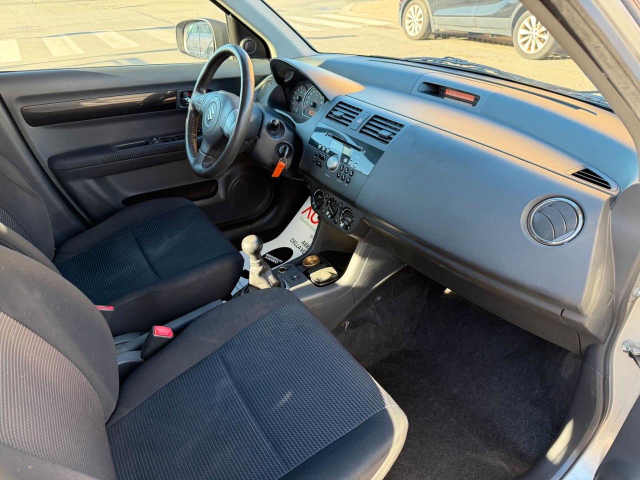 Suzuki Swift 1.3 4x4 5p. GL