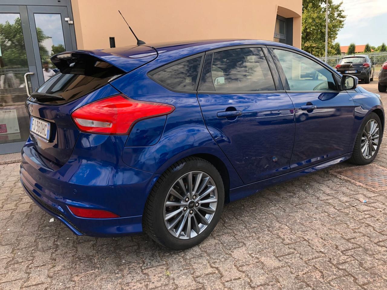 Ford Focus 1.5 TDCi 120 CV Start&Stop SW ST Line