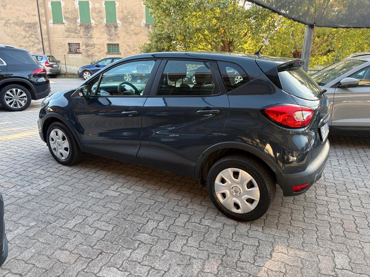 Renault Captur 1.5 dci Iconic 90cv OK NEOPATENTATO