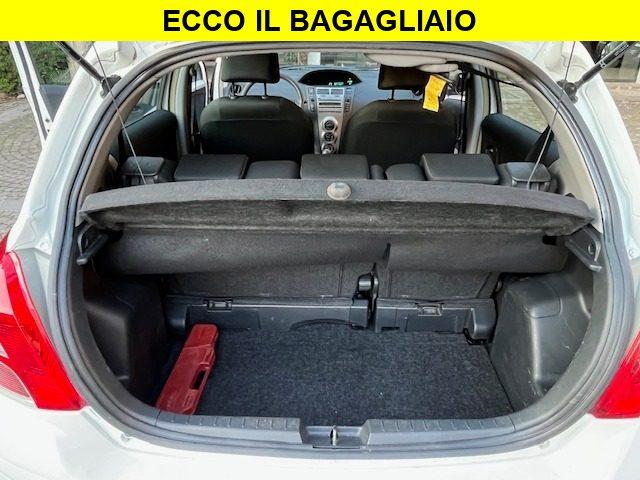 TOYOTA Yaris 1.0 5 porte Nepoatentati