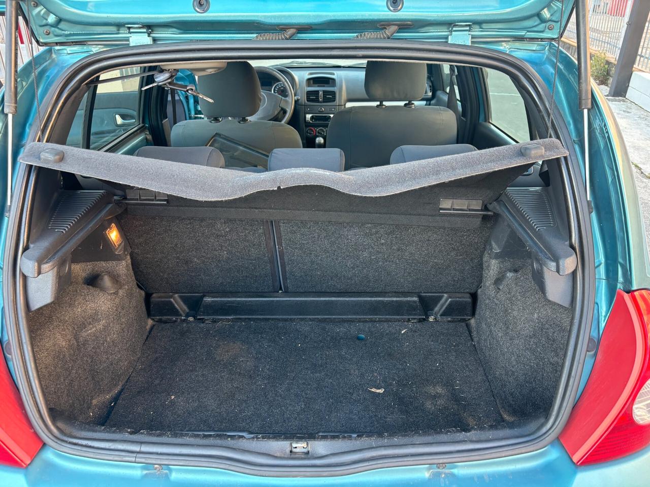 Renault Clio 1.2 cat 5 porte Confort Authentique