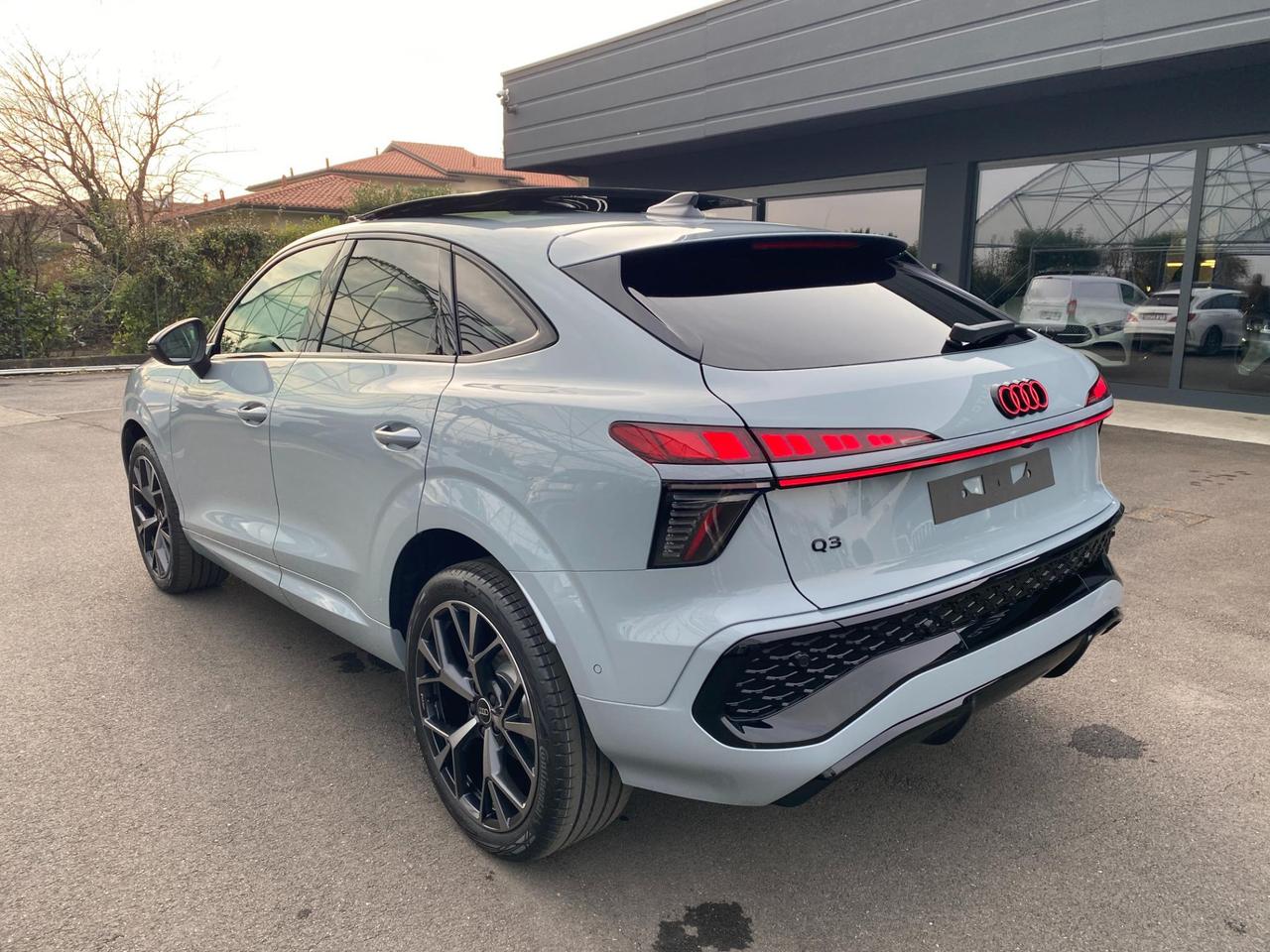 AUDI Q3 Sportback 2.0 tdi S line 150cv s-tronic, CERCHI 20, TETTO