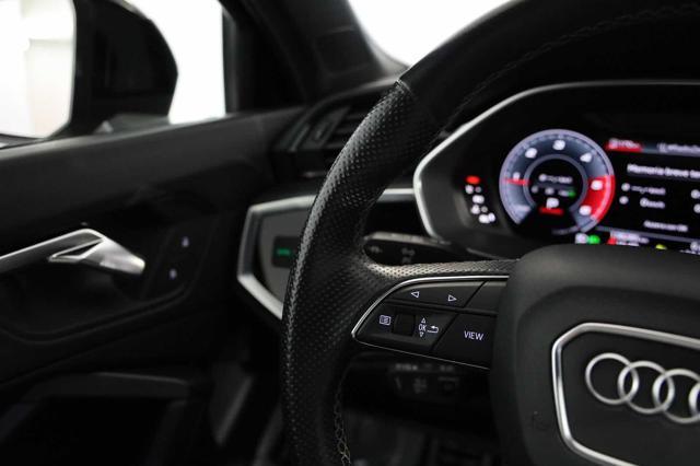 AUDI Q3 SPB 40 TDI quattro S tronic Identity Black