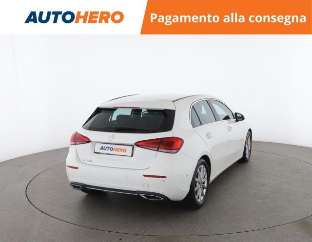 MERCEDES-BENZ A 200 Automatic Premium