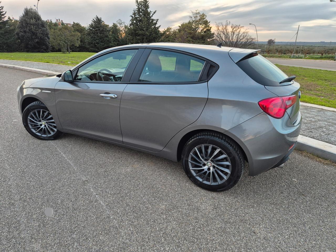 Alfa Romeo Giulietta 1.4 Turbo 120 CV GPL 2014