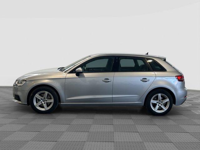 AUDI A3 A3 SPB 35 TFSI COD Business