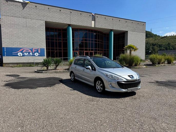 Peugeot 308 1.6 HDi 110CV SW Ciel Sportium