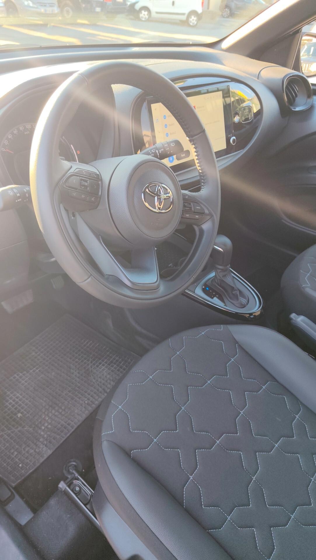 Toyota Aygo X 1.0 VVT-i 72 CV 5 porte Lounge S-CVT