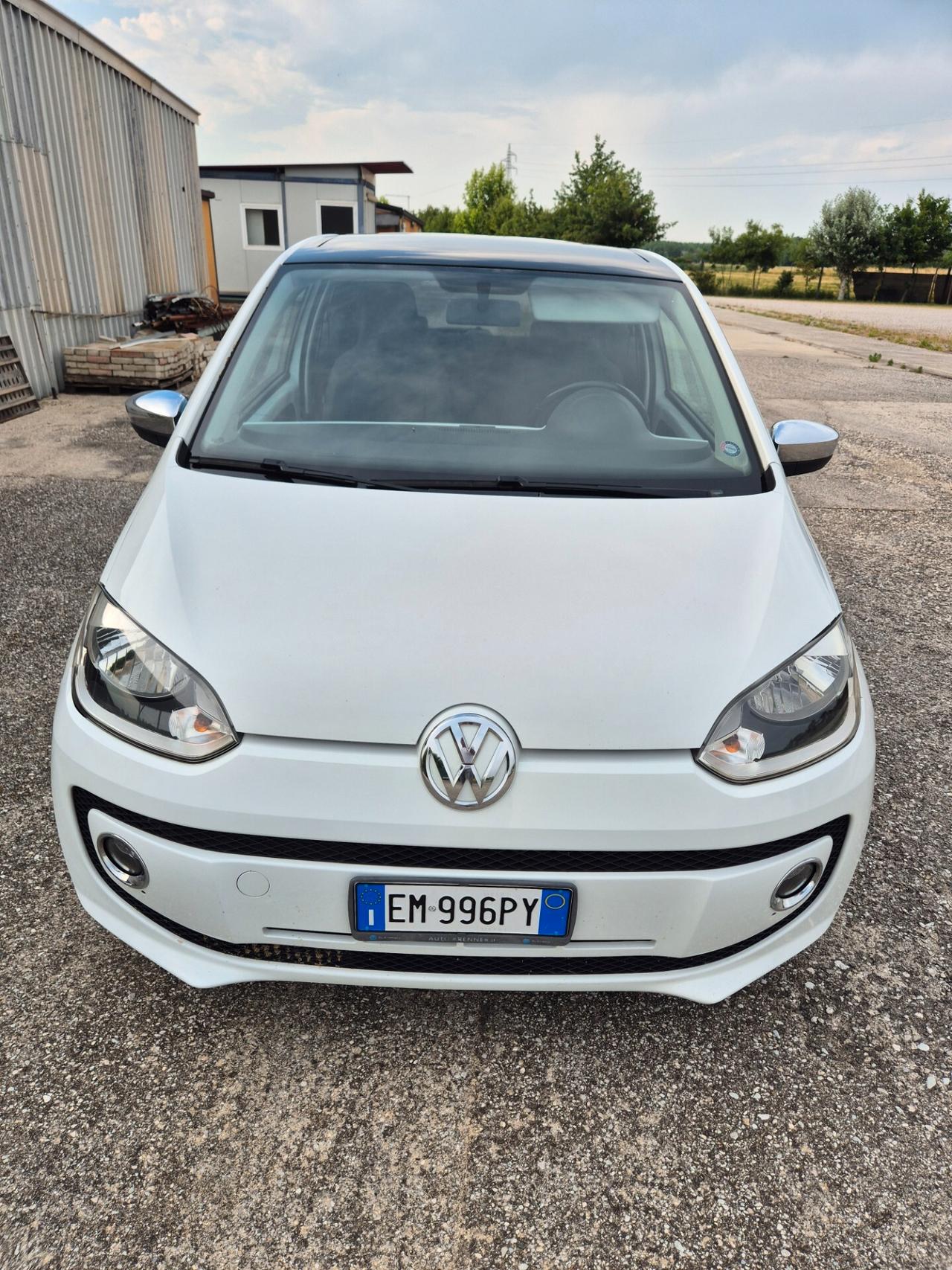 Volkswagen up! 1.0 75 CV 3p. white