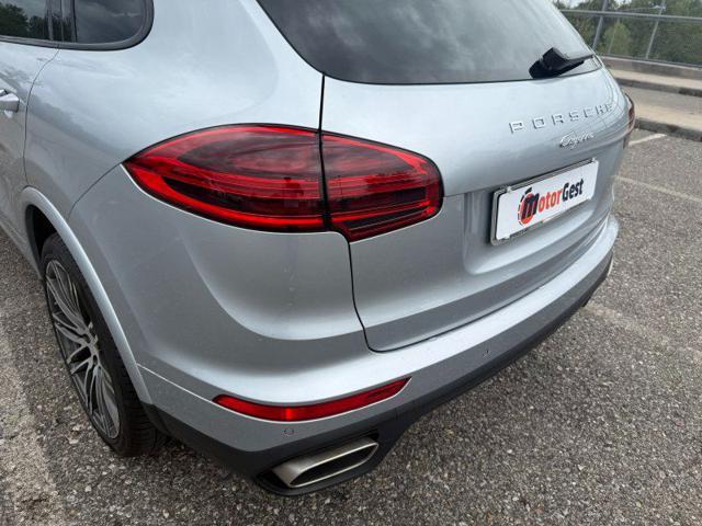 PORSCHE Cayenne 3.0 Diesel Platinum Edition
