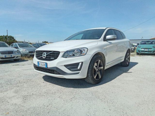 VOLVO XC60 D5 AWD Geartronic R-design Kinetic