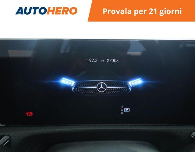 MERCEDES-BENZ A 180 Automatic Premium