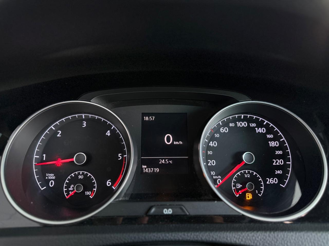 Volkswagen Golf 1.6 TDI 110 CV EURO6 R-LINE