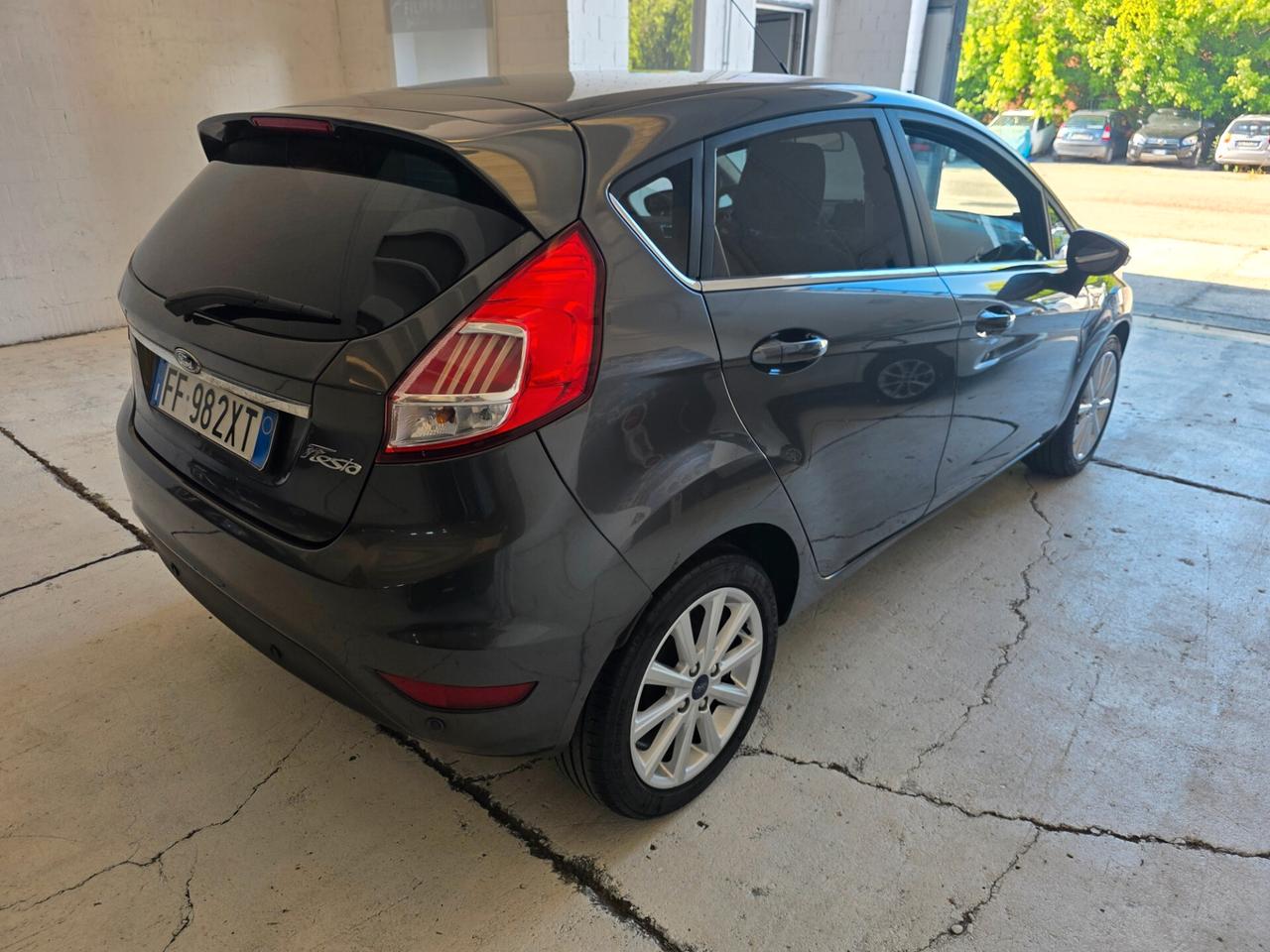 Ford Fiesta Titanium 1.4cc benzina GPL