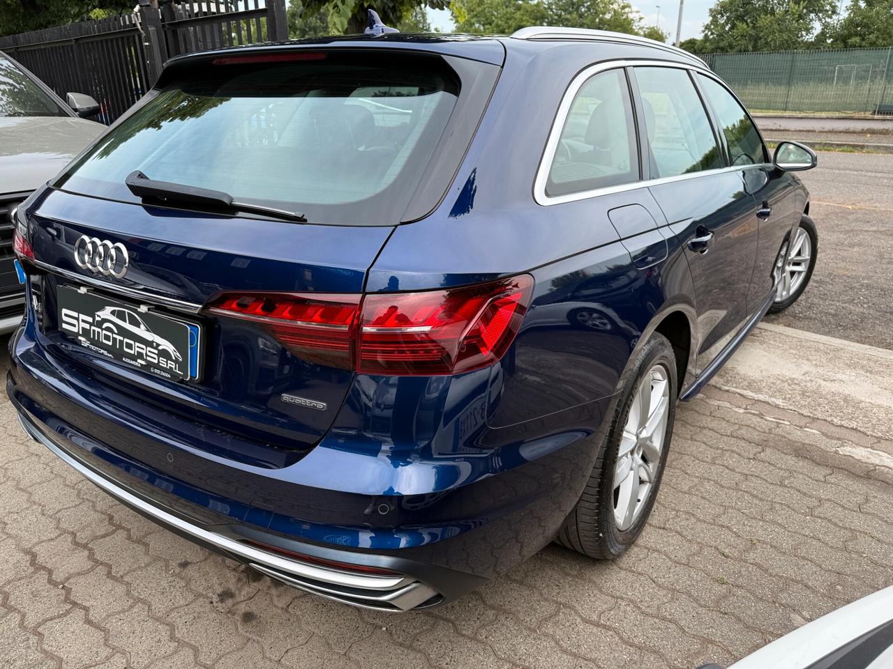 Audi A4 Avant 40 TDI quattro S tronic S line edition