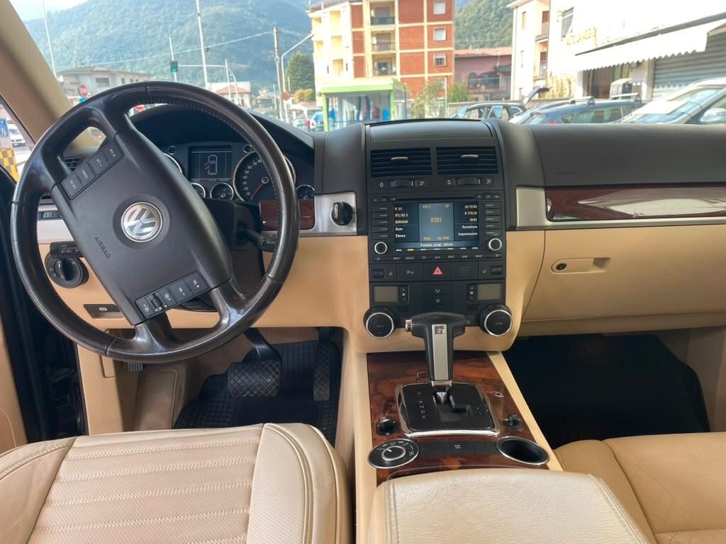 Volkswagen Touareg 3.0 V6 TDI DPF tiptronic Exclusive