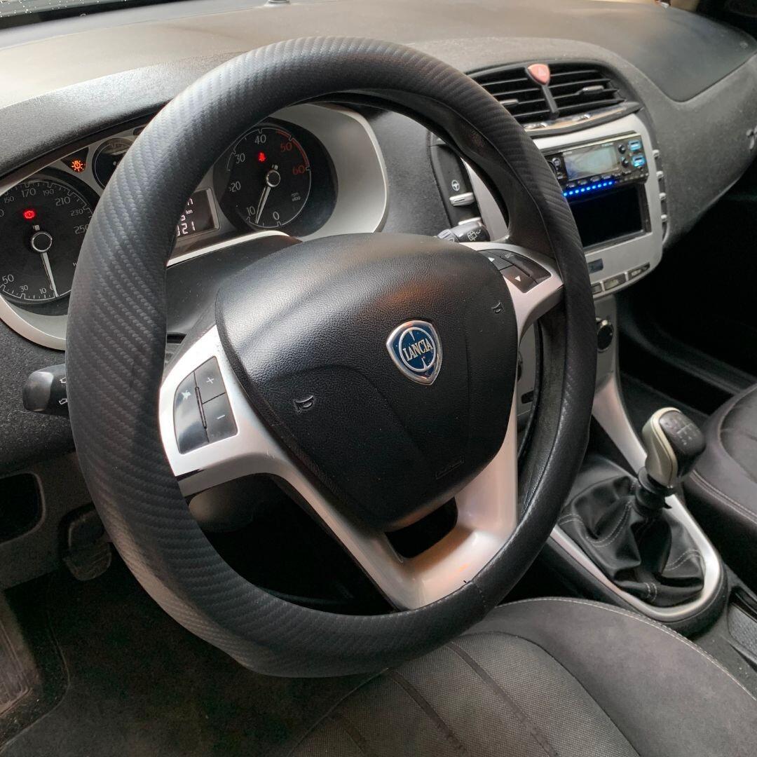 Lancia Delta 1.6 MJT DPF Oro