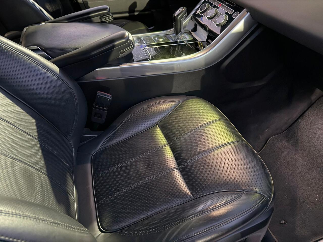 Land Rover Range Sport 3.0 TDV6 HSE