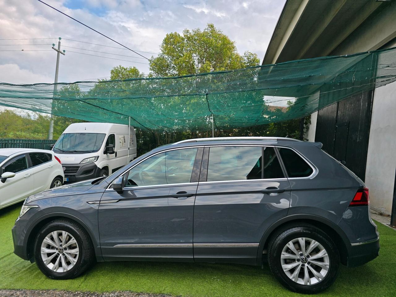 VW Tiguan 2.0 TDI 150 CV Life 90000KM-2022
