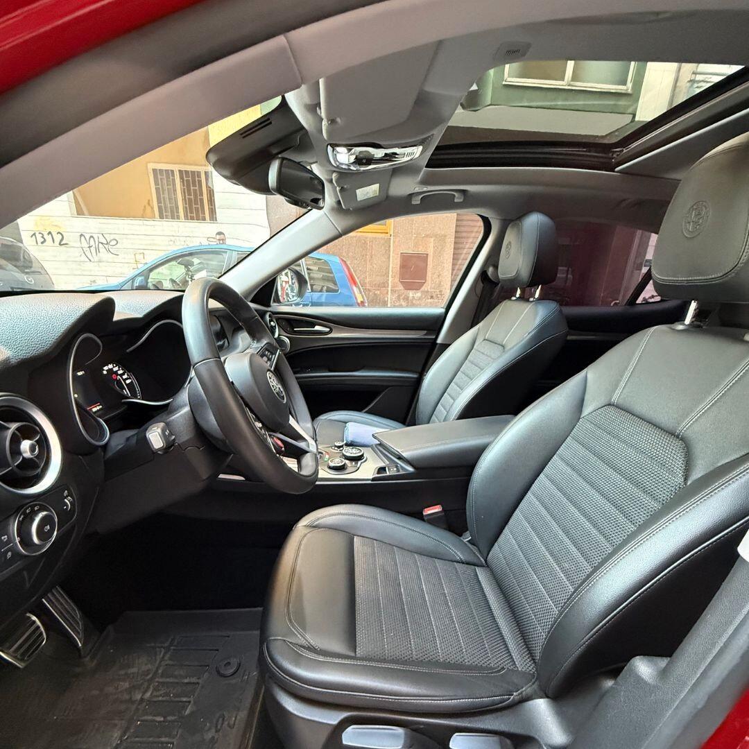 Alfa Romeo Stelvio 2.0 Turbo 280 CV AT8 Q4 Super