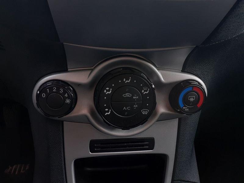 Ford Fiesta Fiesta 5p 1.4 16v Titanium Business Gpl