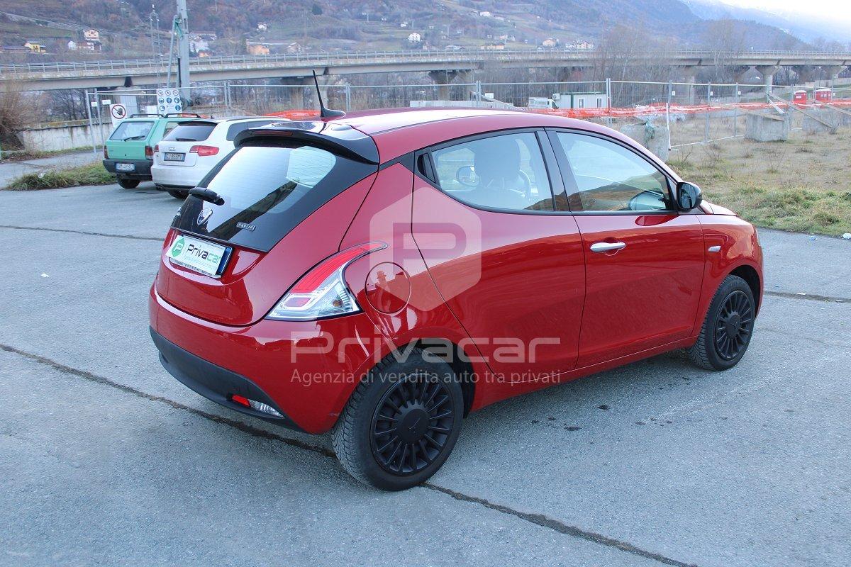 LANCIA Ypsilon 1.0 FireFly 5 porte S&S Hybrid Silver