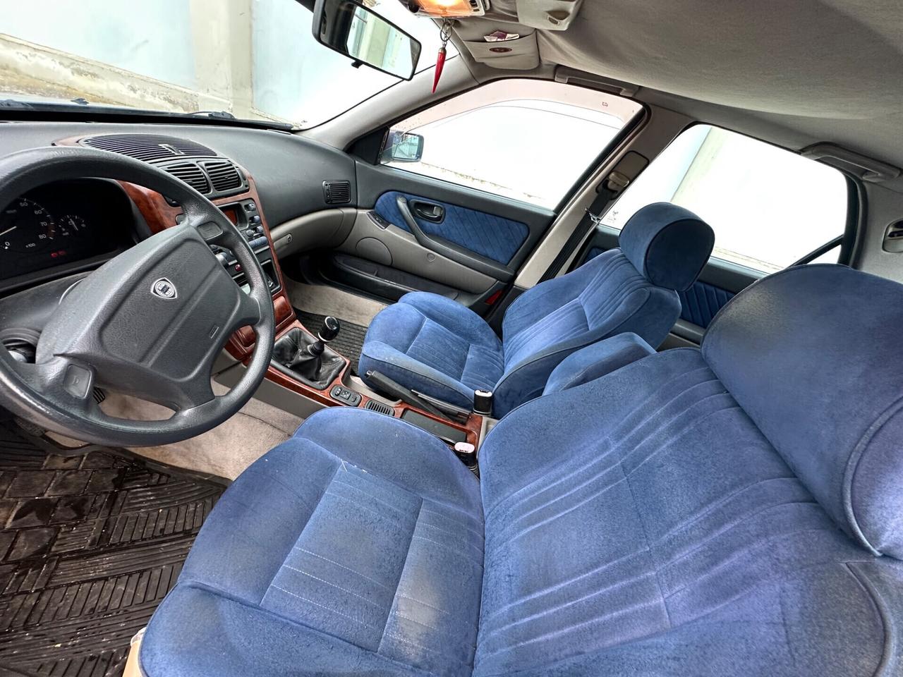 Lancia K 2.0i 20V cat Comfort Drive LE 1995 GPL