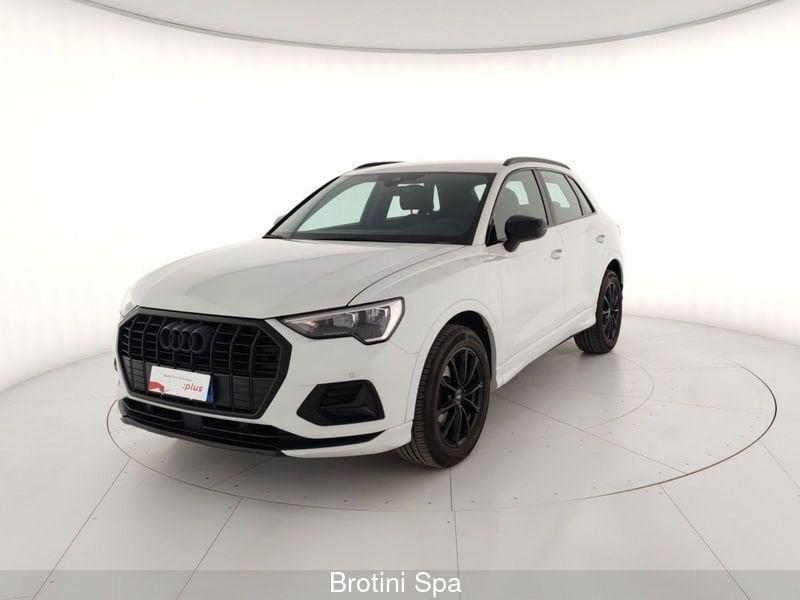 Audi Q3 35 TFSI Business Advanced