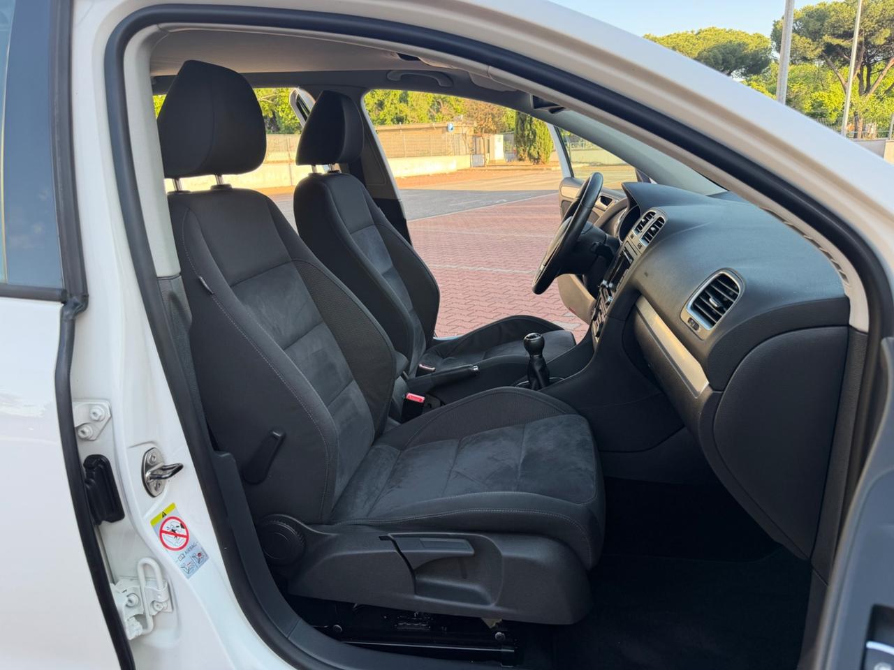 Volkswagen Golf 2.0 TDI Highline *KM 29.000*LED