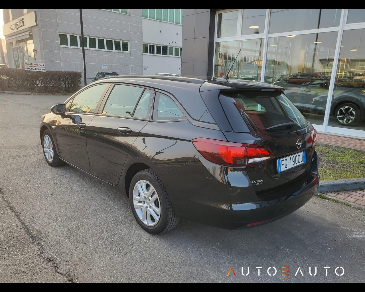 OPEL Astra V - Astra Sports Tourer 1.6 cdti Elective s&s 110cv