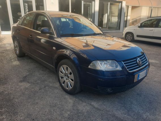 PASSAT 1.9 TDI 130 CV **SOLO PER OPERATORI DEL SETTORE**
