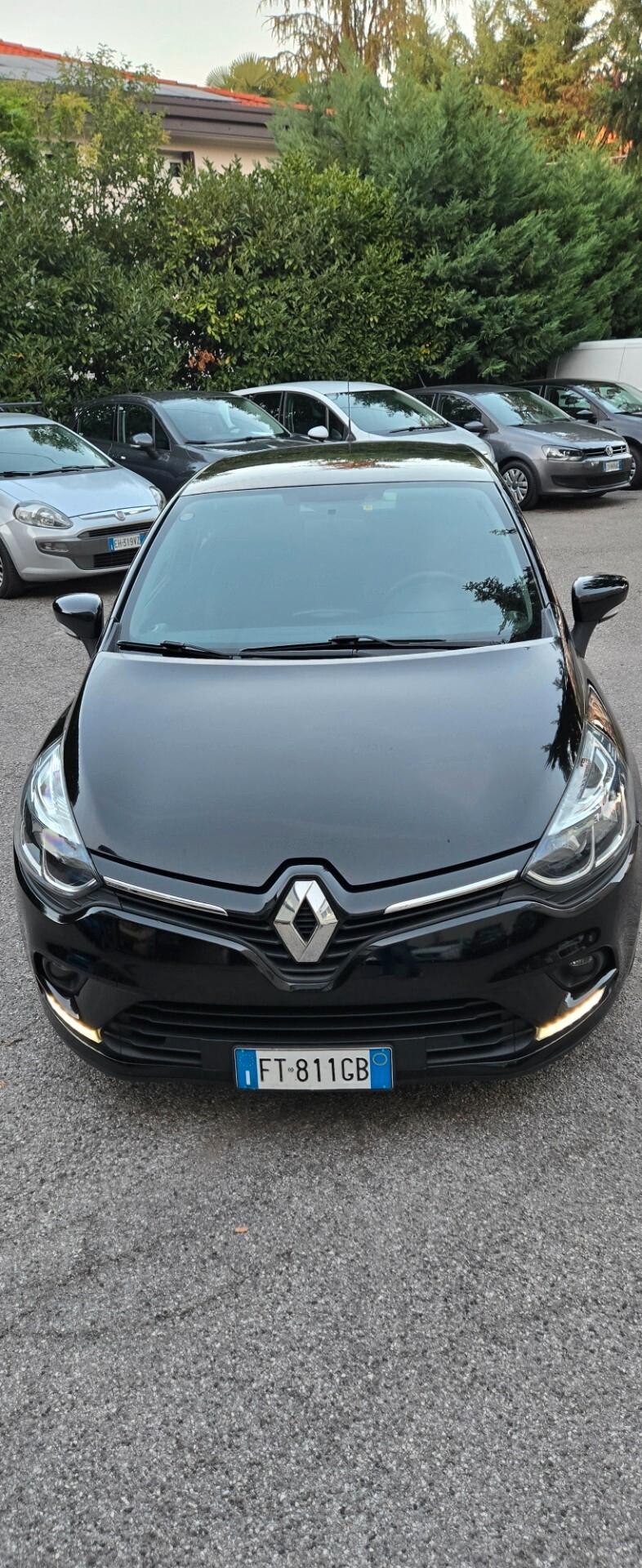 Renault Clio dCi 8V 90 CV 5 porte Moschino Life