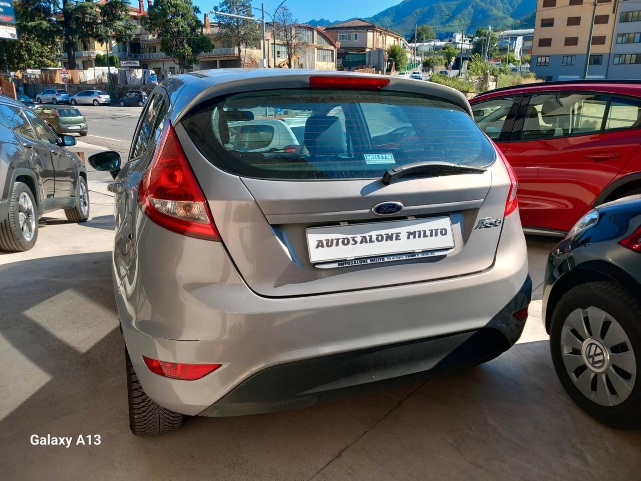 Ford Fiesta Ikon 1.4 TDCi 70CV 5 porte