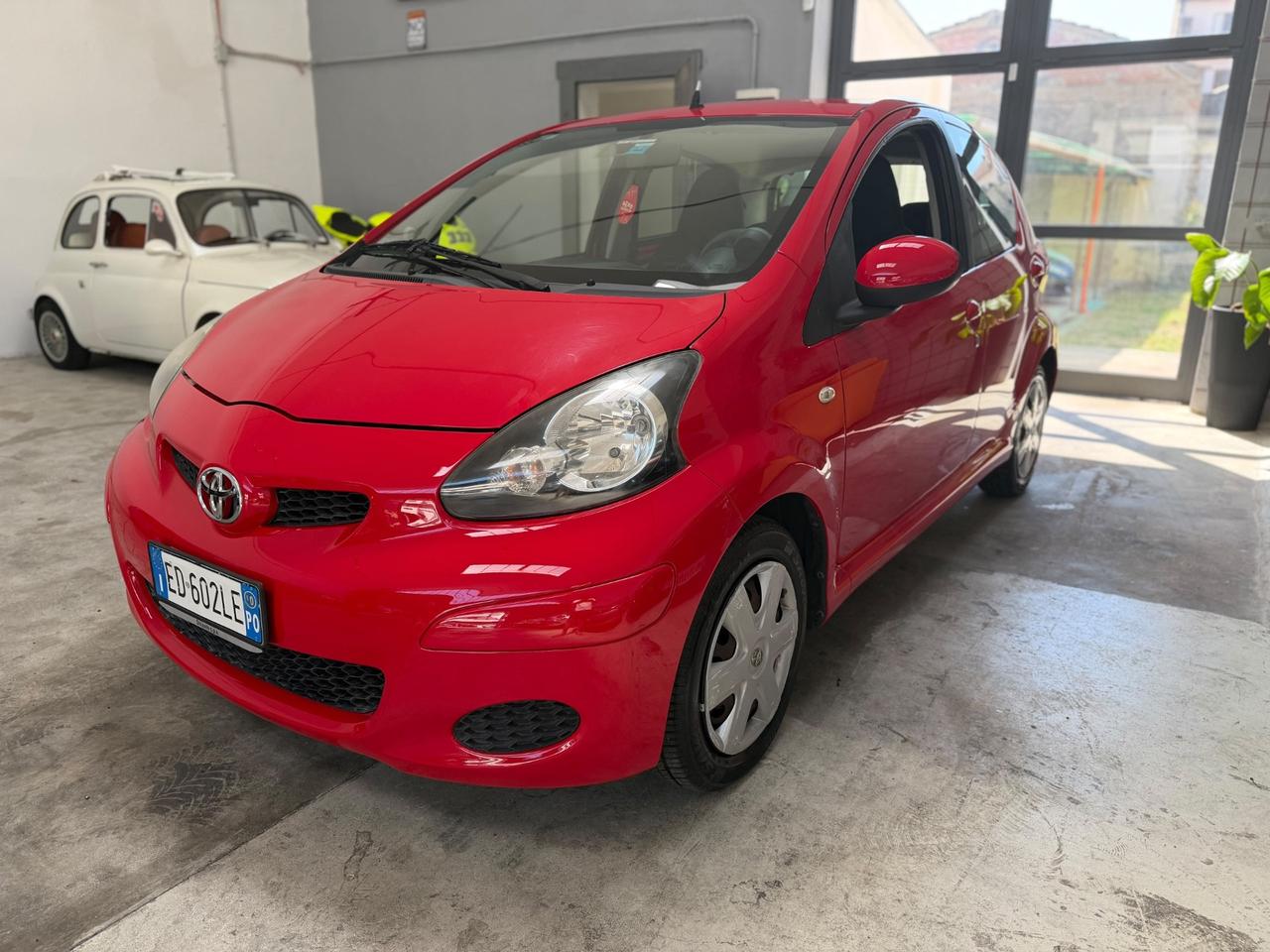 Toyota Aygo 1.0 12V VVT-i 5 porte Now