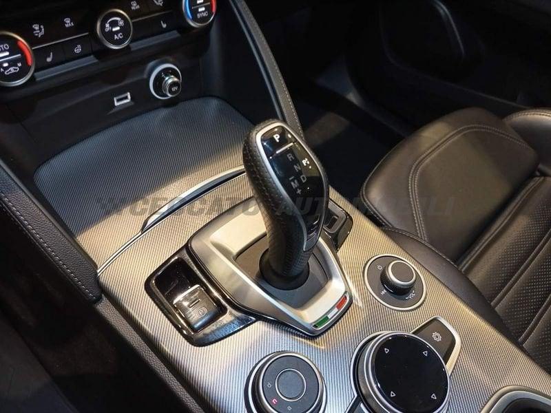 Alfa Romeo Stelvio Stelvio 2.2 t Veloce Q4 210cv auto
