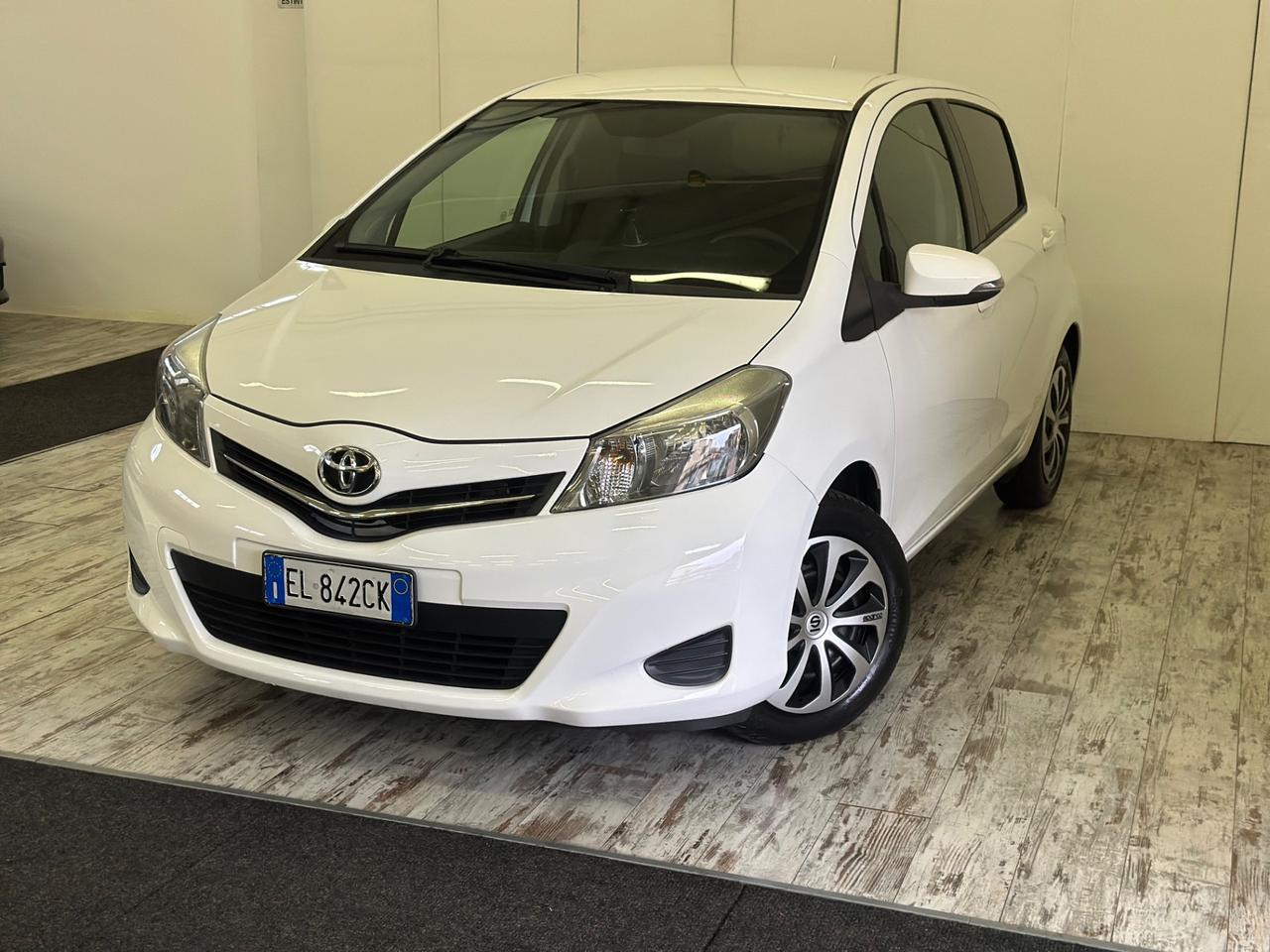 Toyota Yaris 1.0 Benzina 5 porte Lounge