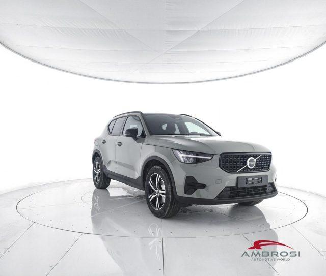 VOLVO XC40 B3 Mild hybrid Benzina Plus Dark