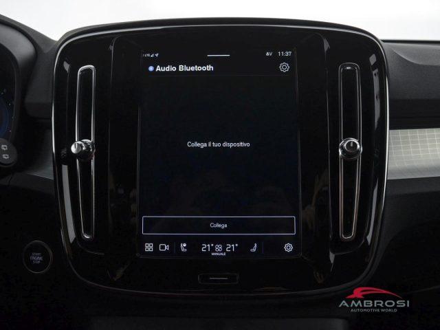 VOLVO XC40 2.0 b3 Plus Dark auto - AUTOCARRO N1